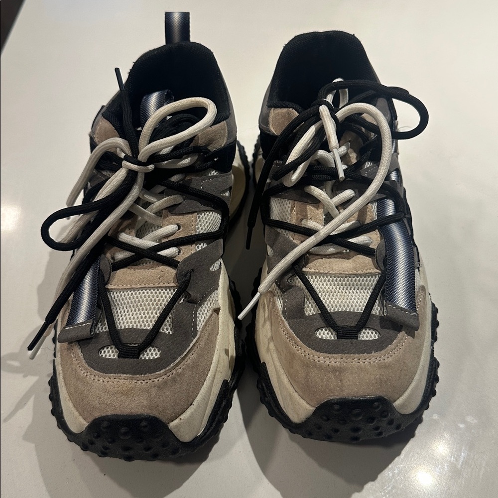 Stylish Black and Beige Sneakers